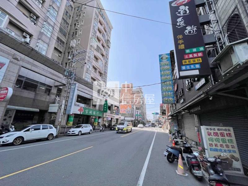 中壢中原家樂福旁百坪透店房屋室內格局與周邊環境