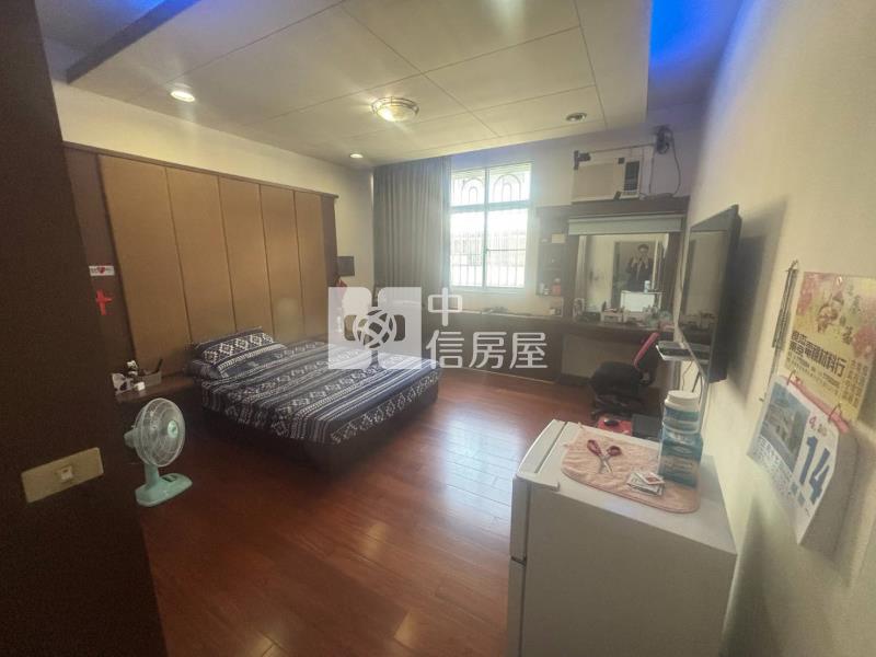 屏東房屋《榮總台糖縣民公園二期店住》房屋室內格局與周邊環境