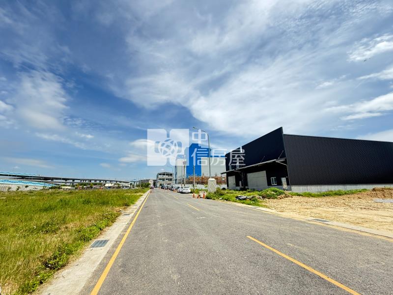 潭子交流道大面寬工業用地房屋室內格局與周邊環境