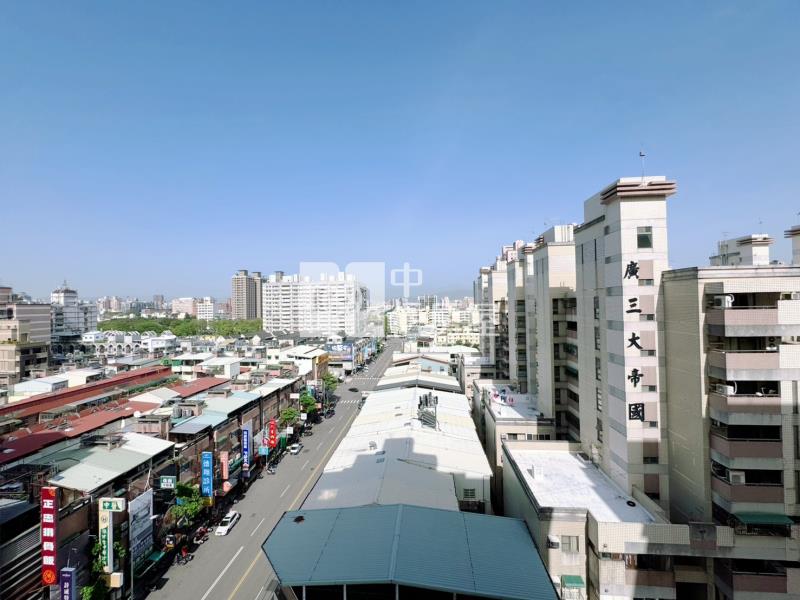工學商圈低總價兩房平車房屋室內格局與周邊環境