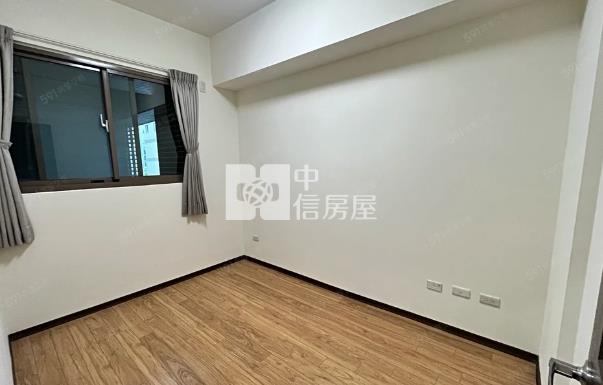 近74輕屋齡三房平車房屋室內格局與周邊環境