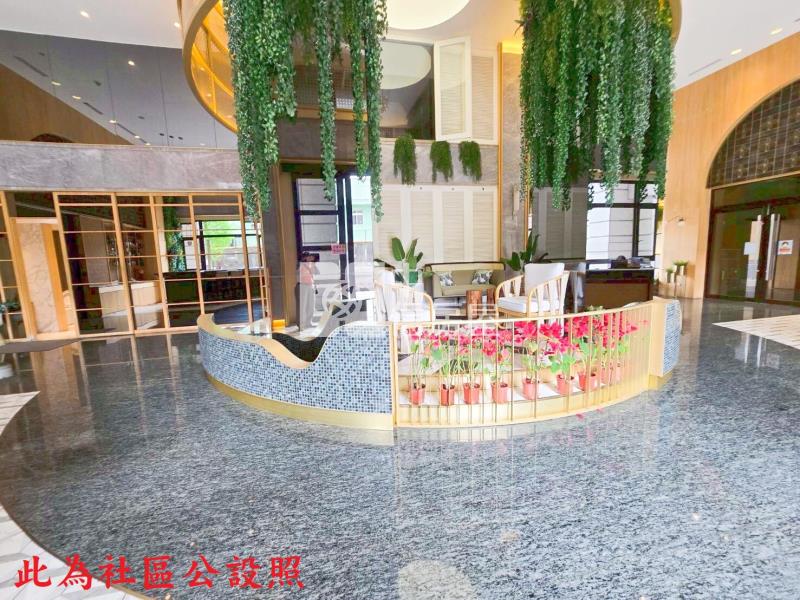 【奔馳】鼎藏大硯2 邊間黃金店面房屋室內格局與周邊環境