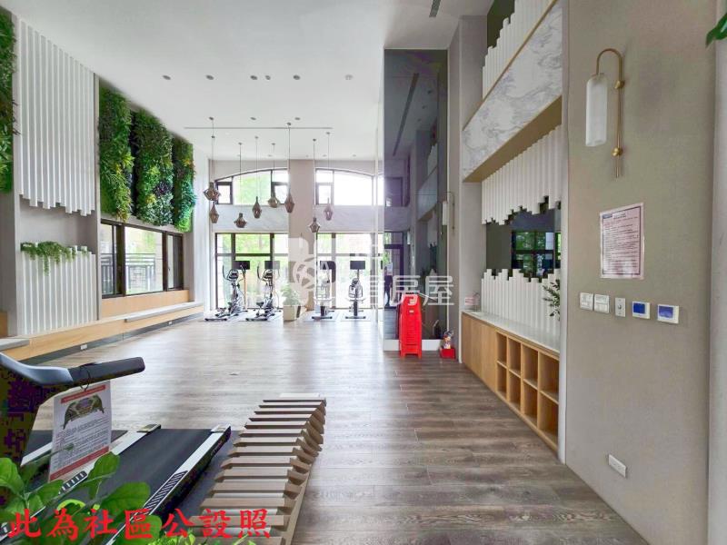 【奔馳】鼎藏大硯2 邊間黃金店面房屋室內格局與周邊環境