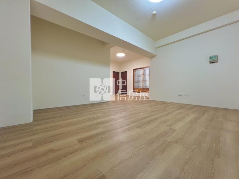 正僑平國小美四房房屋室內格局與周邊環境