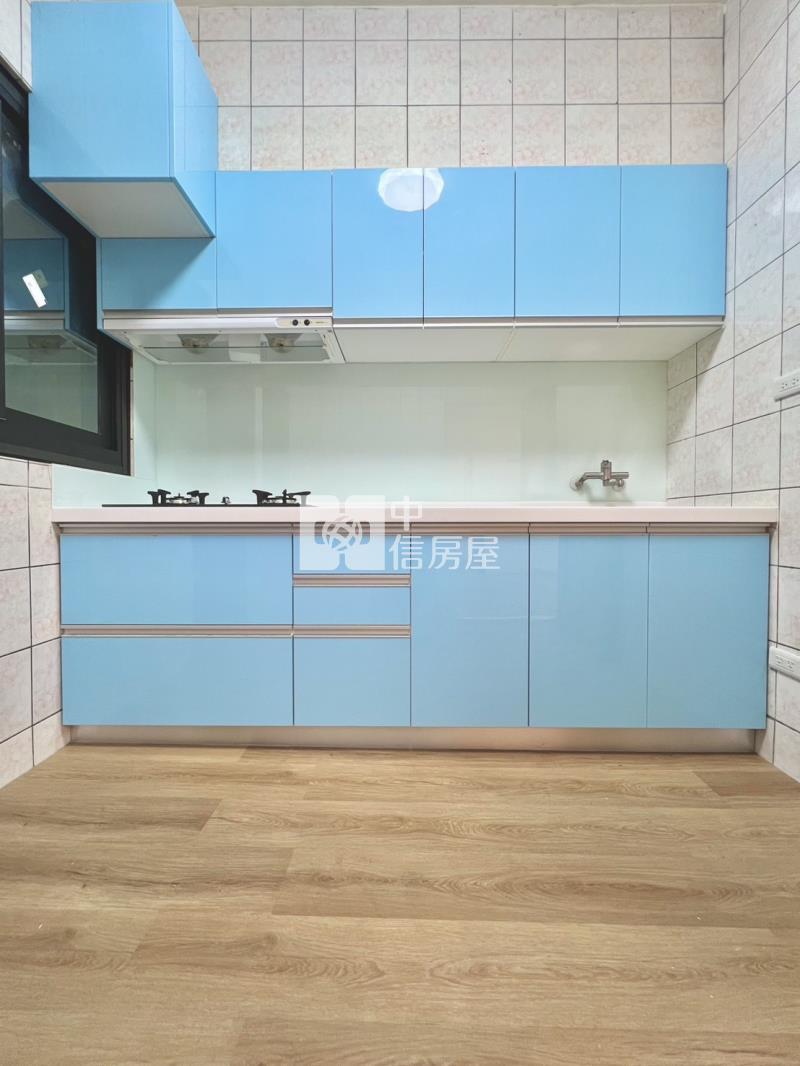 正僑平國小美四房房屋室內格局與周邊環境