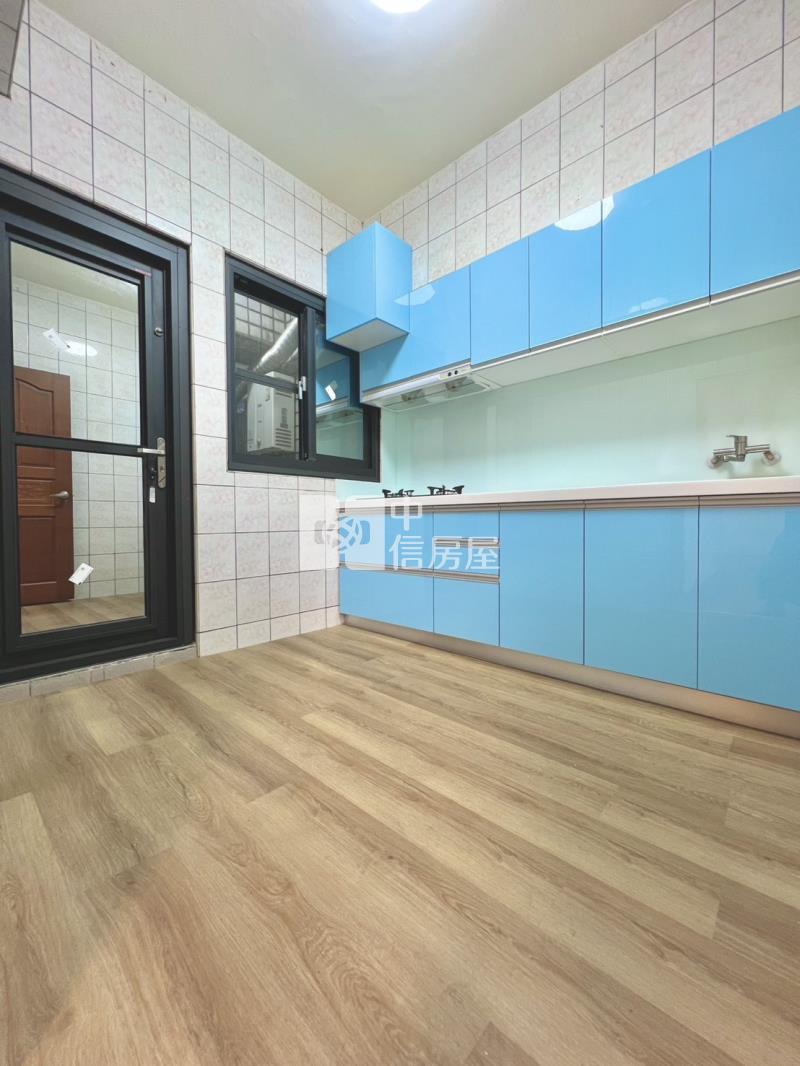 正僑平國小美四房房屋室內格局與周邊環境