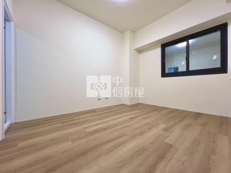 正僑平國小美四房房屋室內格局與周邊環境