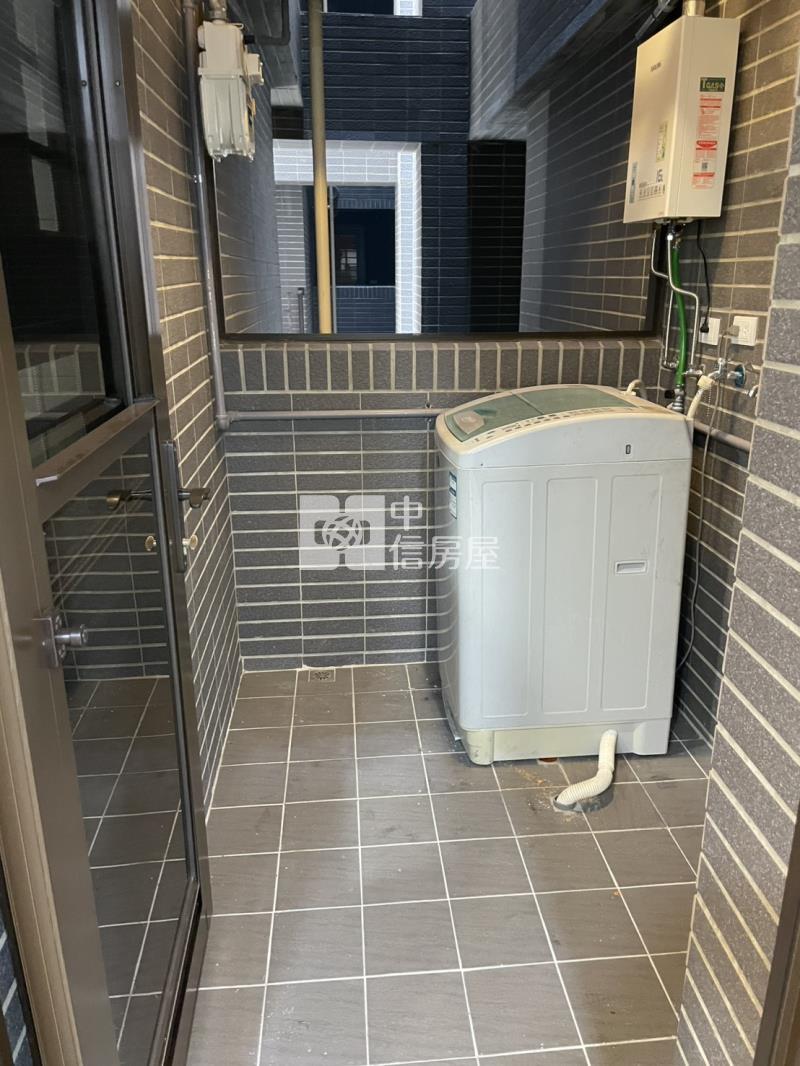 有樂仕美妝三房車房屋室內格局與周邊環境