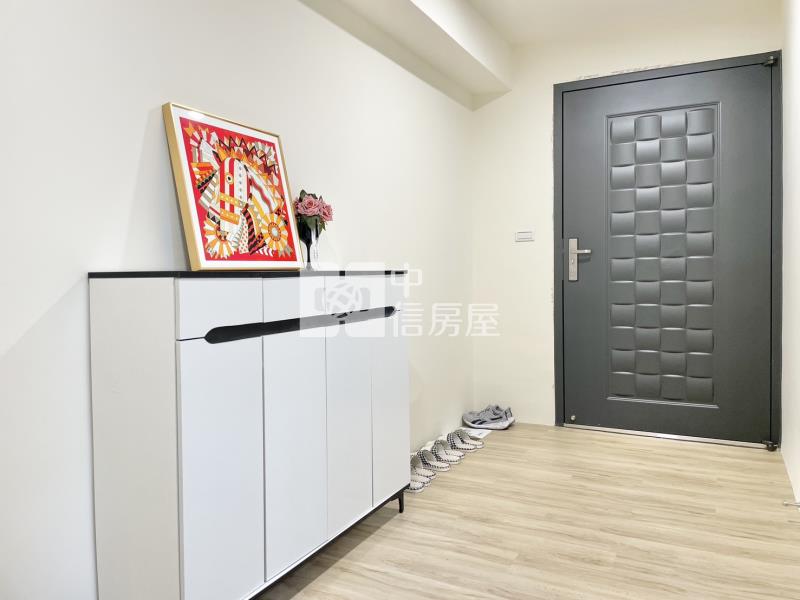 巨城北大電梯美三房房屋室內格局與周邊環境