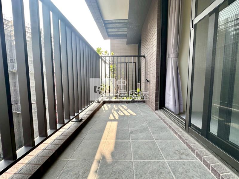 新高學區三房雙平車視野戶房屋室內格局與周邊環境