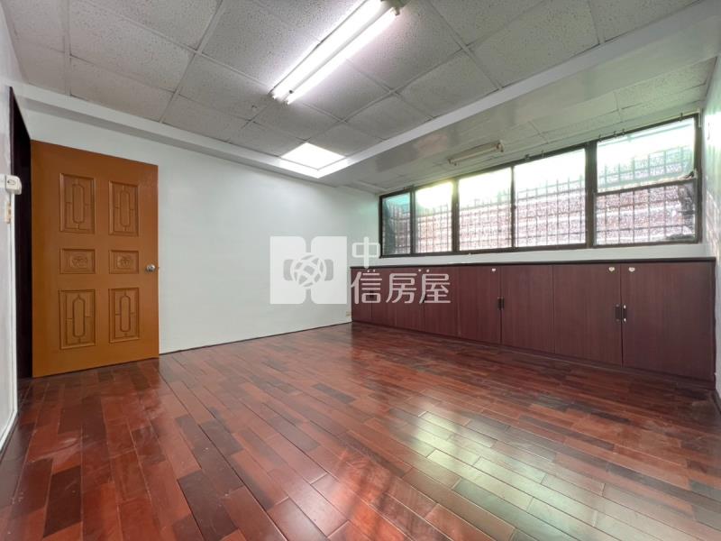 中興大學超大3+1房車位房屋室內格局與周邊環境