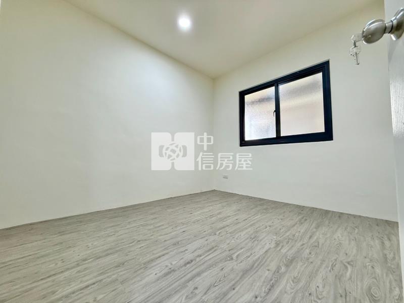 國泰建設全新整理捷運3房房屋室內格局與周邊環境