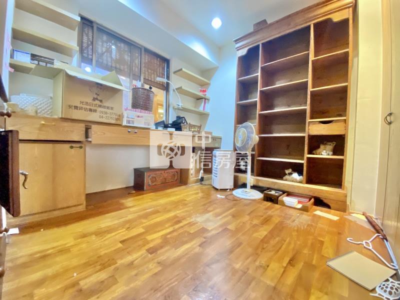 室內53坪高樓層景觀五房房屋室內格局與周邊環境