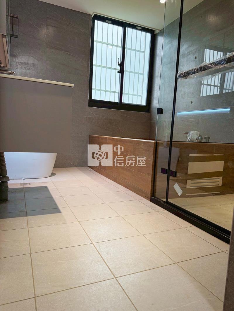 近好市多整新美透天房屋室內格局與周邊環境