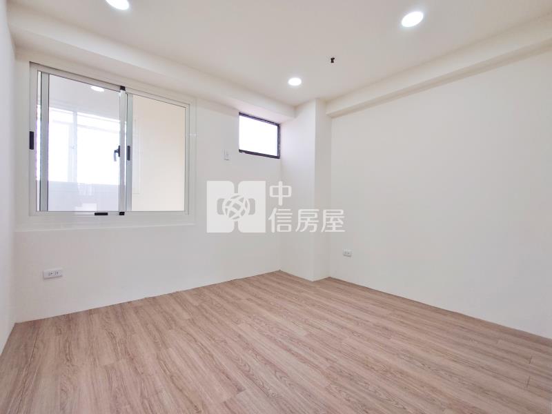 比佛利山莊三房車位房屋室內格局與周邊環境