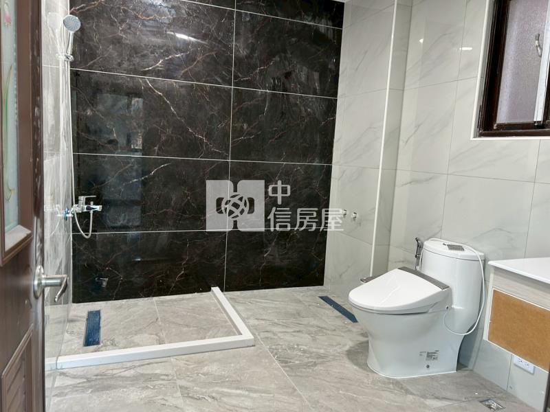 公館大面寬獨棟電梯美墅房屋室內格局與周邊環境