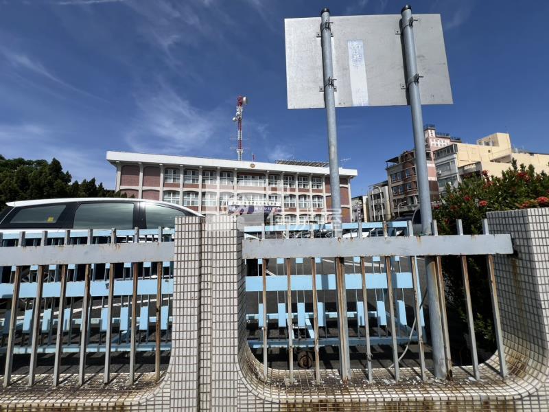 麻豆公所周邊豪宅建地房屋室內格局與周邊環境