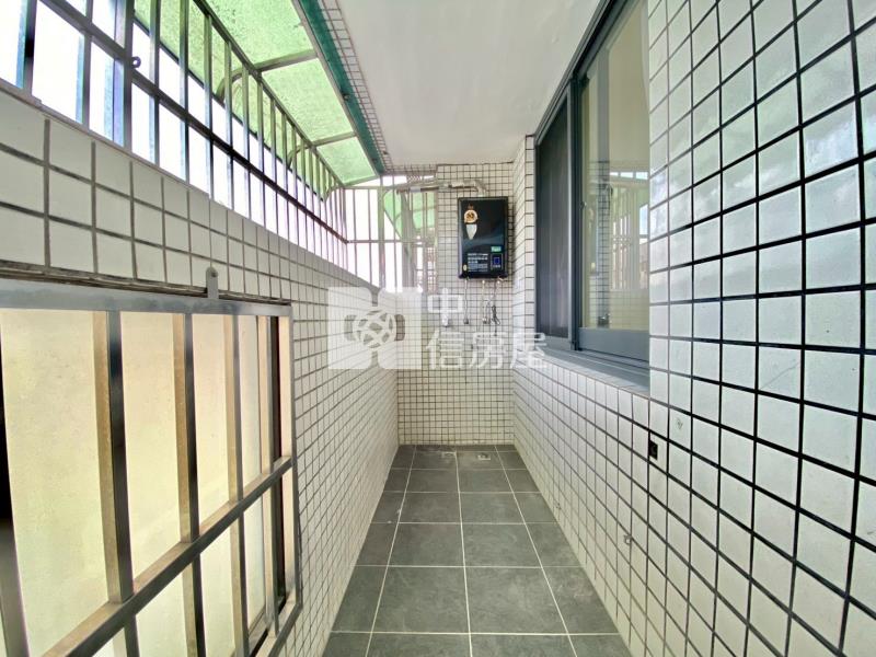 長億新平華廈三房平車房屋室內格局與周邊環境