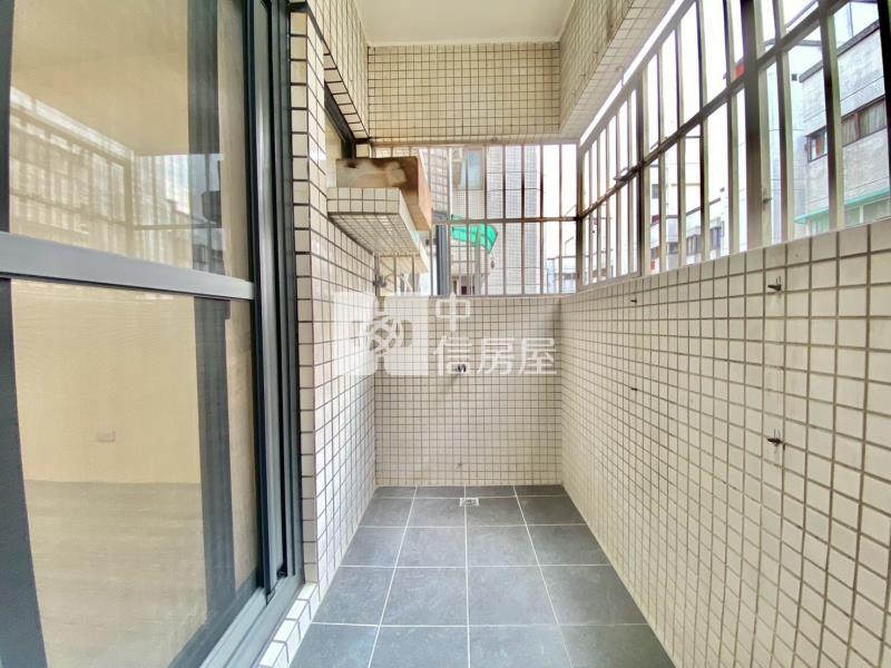 長億新平華廈三房平車房屋室內格局與周邊環境