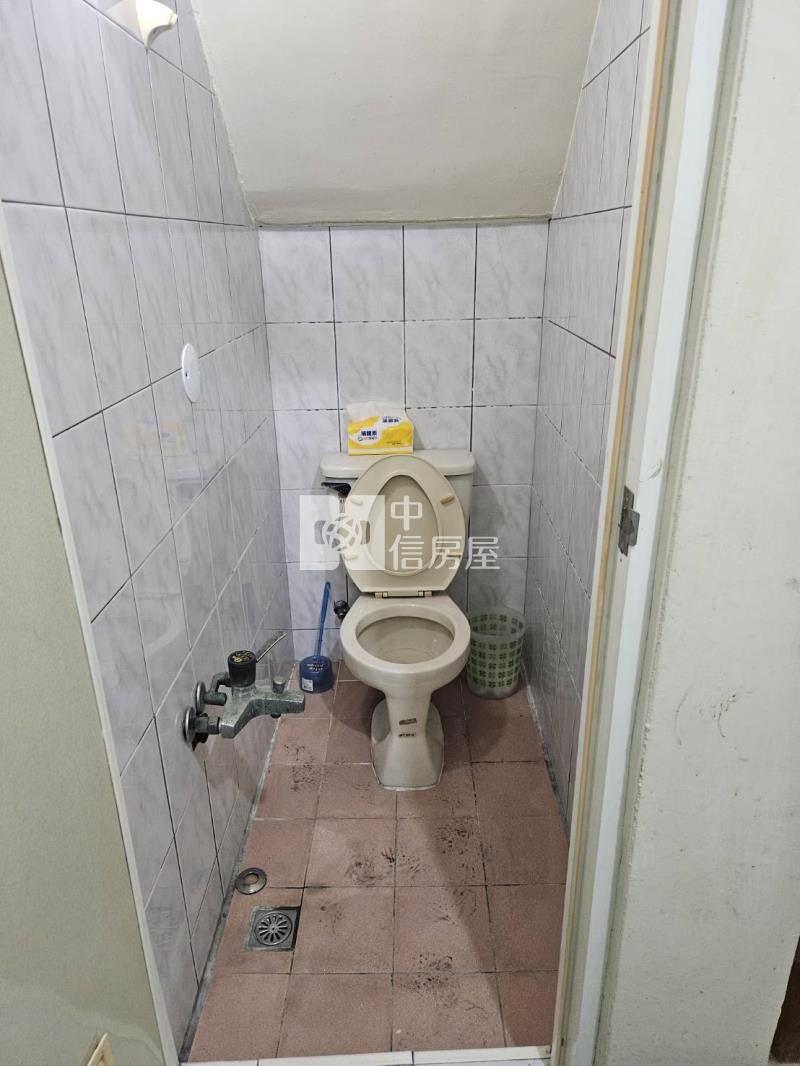 內埔寧靜車庫透天房屋室內格局與周邊環境