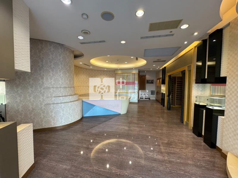 彰化車站正三民路百坪金店房屋室內格局與周邊環境