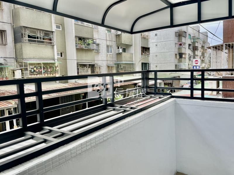 碳佐麻里園區3房美寓房屋室內格局與周邊環境