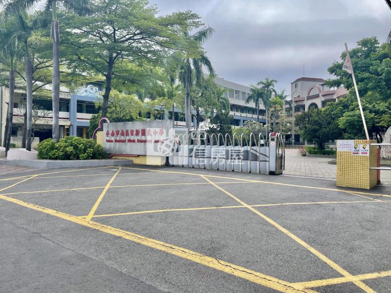 碳佐麻里園區3房美寓房屋室內格局與周邊環境