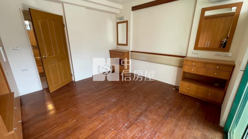苗栗邊間整新美透天房屋室內格局與周邊環境