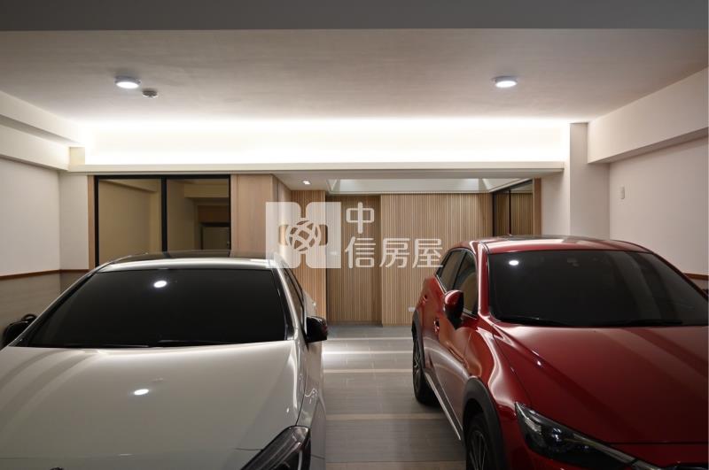 獨立森林精裝邊間電梯豪墅（專任）房屋室內格局與周邊環境