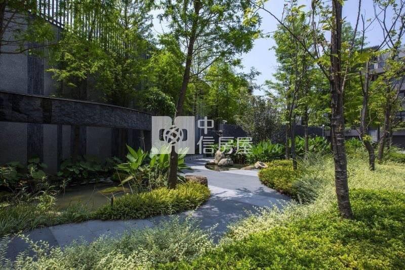 獨立森林精裝邊間電梯豪墅（專任）房屋室內格局與周邊環境
