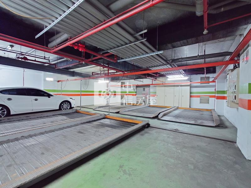 公園家兩房車位房屋室內格局與周邊環境