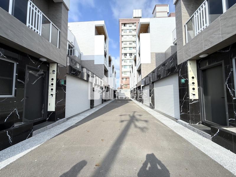 仁愛路全新未住車墅(II)房屋室內格局與周邊環境