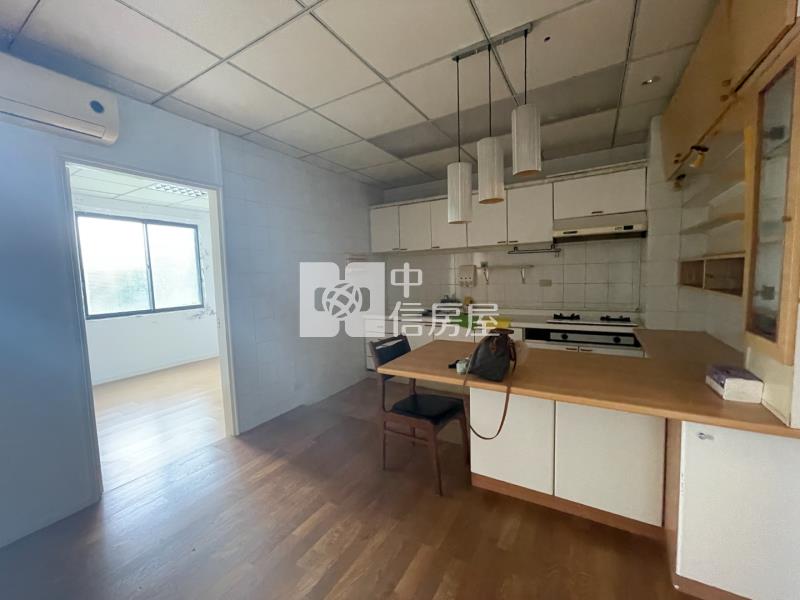 陽光山林重疊別墅二樓房屋室內格局與周邊環境