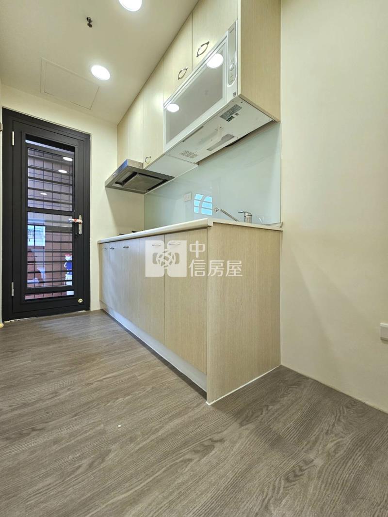 中港世紀紅房屋室內格局與周邊環境