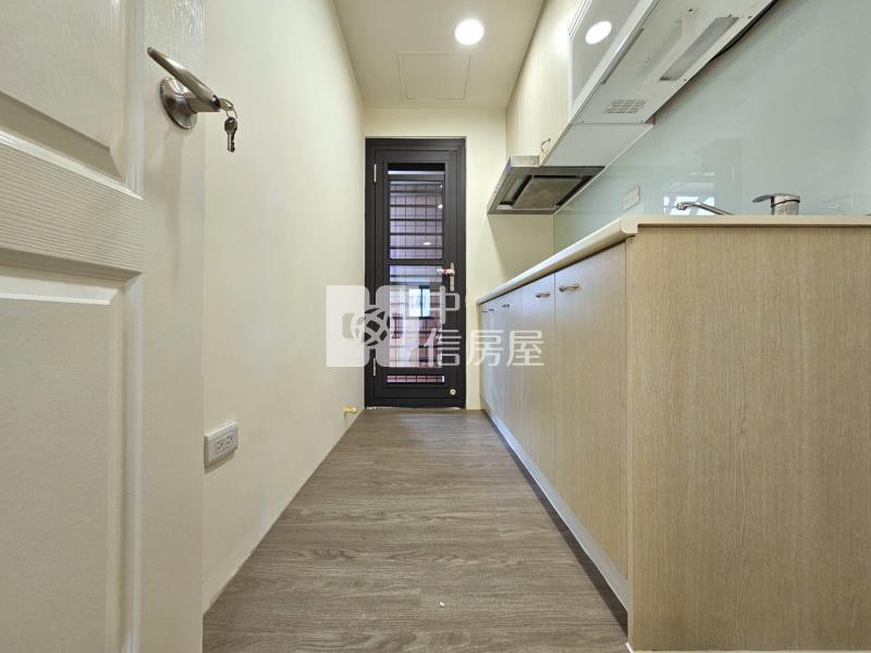 中港世紀紅房屋室內格局與周邊環境