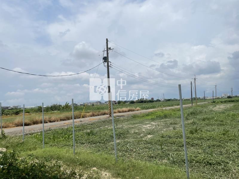 佳里鎮多摩市有資材室農地房屋室內格局與周邊環境