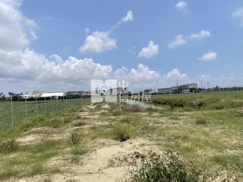 佳里鎮多摩市有資材室農地房屋室內格局與周邊環境