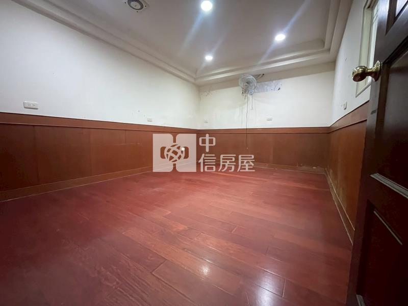 中壢體育園區優質店住房屋室內格局與周邊環境