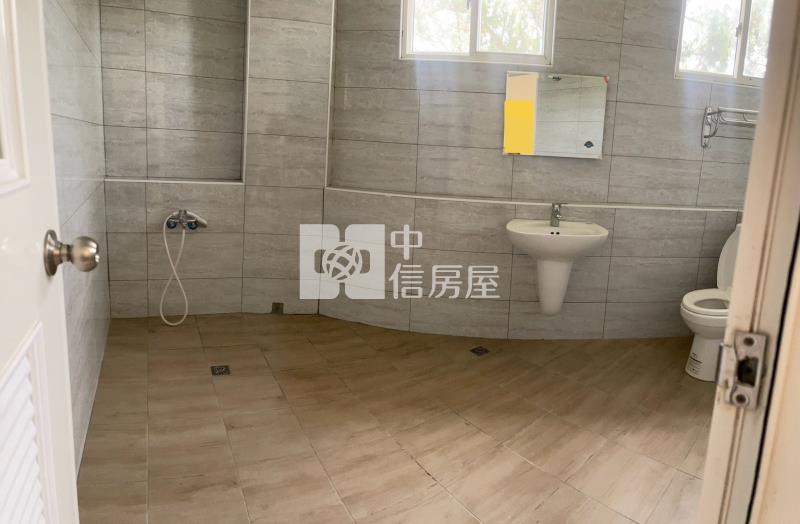 頭屋近交流道整新邊間透天房屋室內格局與周邊環境