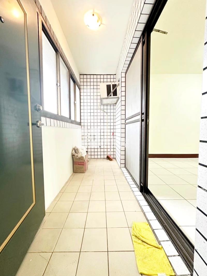 【新世紀】內壢大華路電梯大三房房屋室內格局與周邊環境