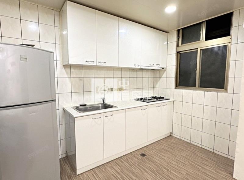 北區中國醫華廈三房房屋室內格局與周邊環境