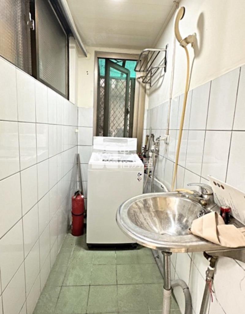 北區中國醫華廈三房房屋室內格局與周邊環境