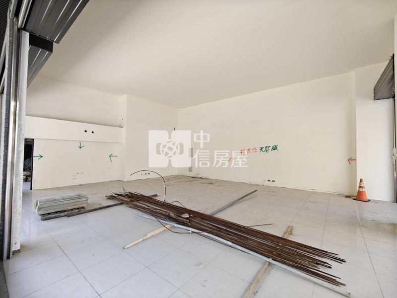 桃園大有國中收租雙店面房屋室內格局與周邊環境