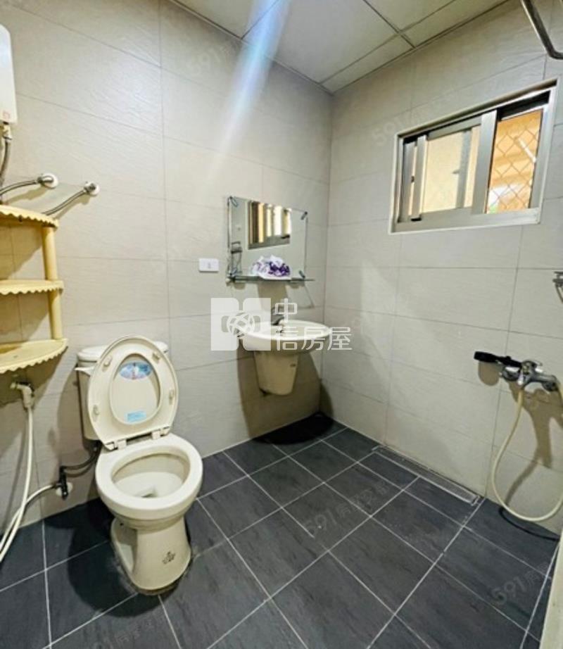 北區一中商圈透天套房房屋室內格局與周邊環境