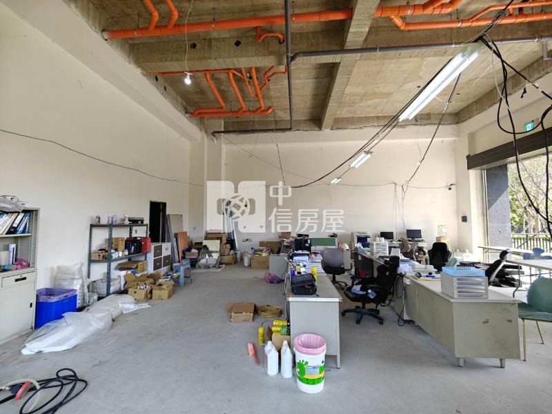 桃園大有國中雙面寬店面房屋室內格局與周邊環境