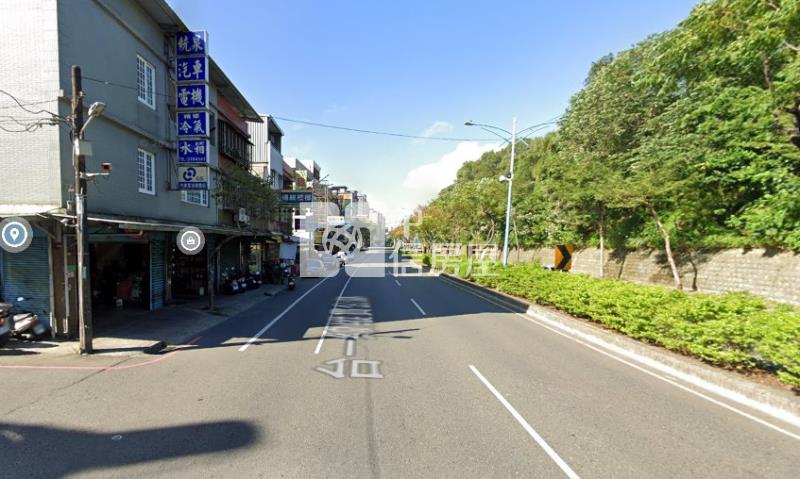 龜山長壽路三角窗金店面透天房屋室內格局與周邊環境