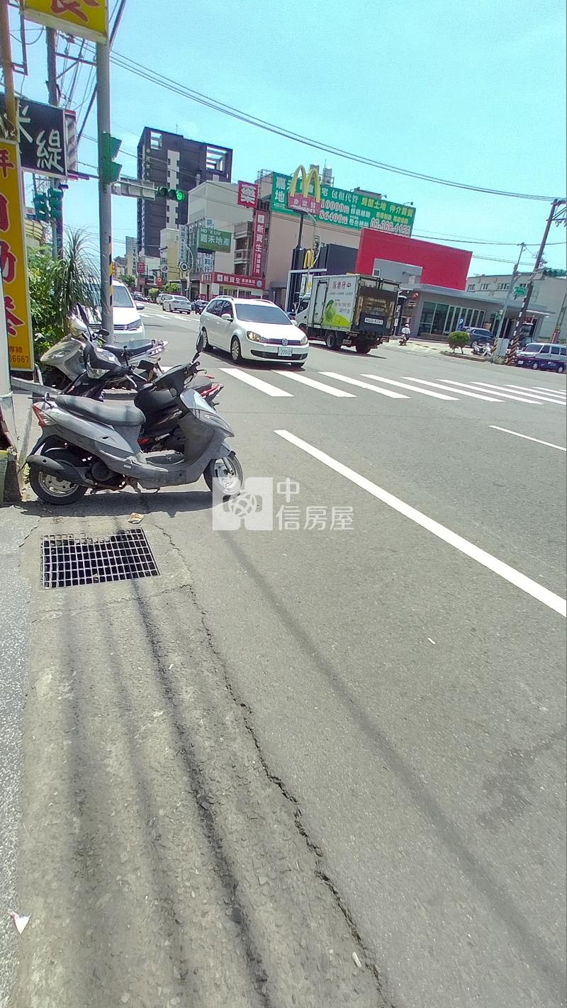 正台三線員林路A級發財臨路透天房屋室內格局與周邊環境