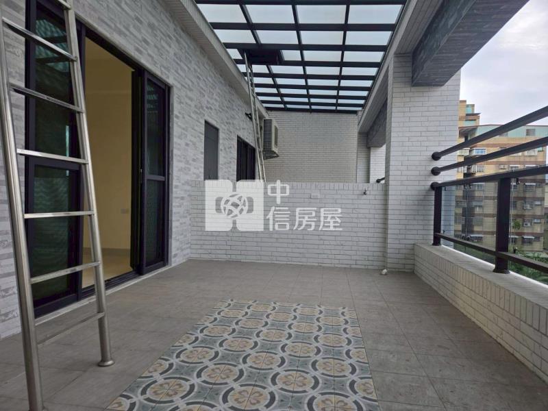 演藝廳/輕齡全新未住/五套房店住房屋室內格局與周邊環境