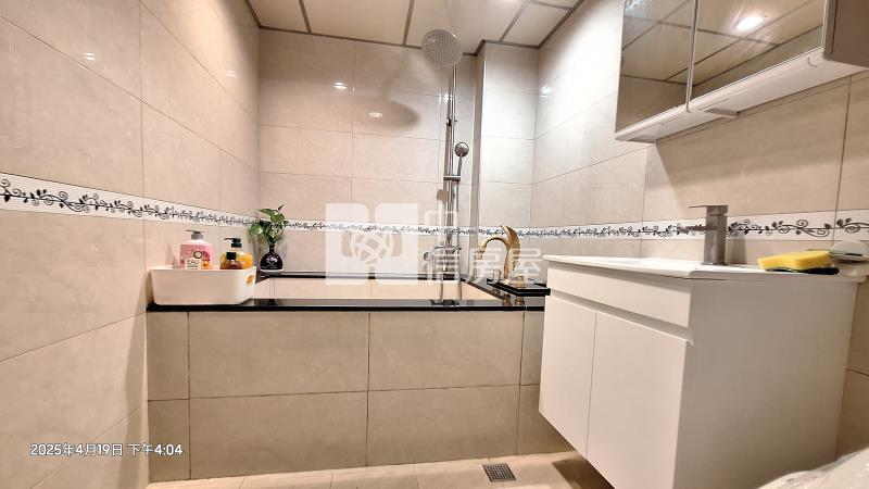 峰之泉全新裝潢美湯屋房屋室內格局與周邊環境