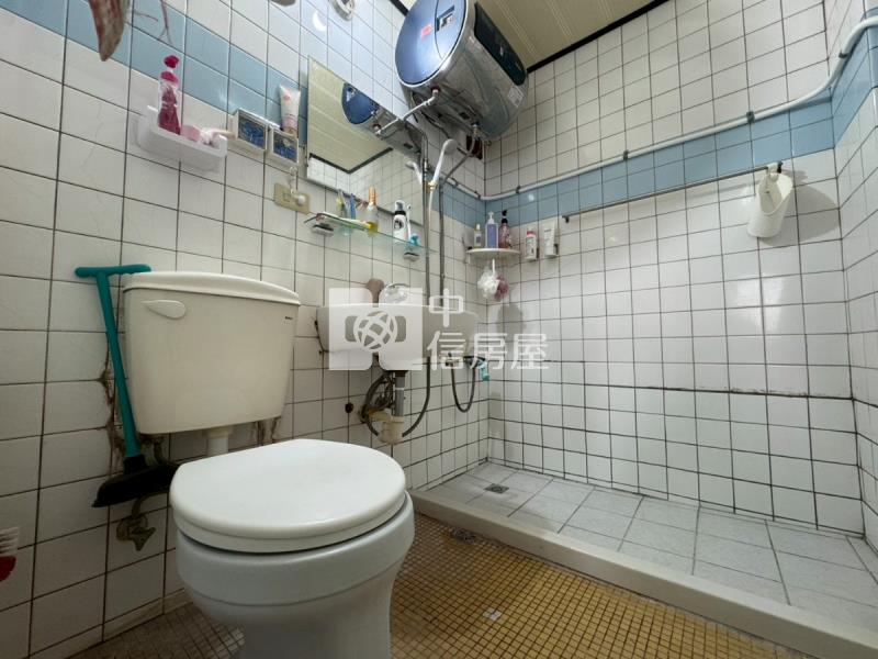 近公益商圈鬧中取靜美寓房屋室內格局與周邊環境